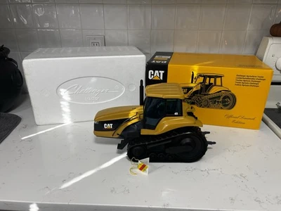 1/16 Cat Challenger 45 Official Launch Edition  - Image 1 of 4