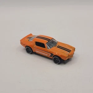 2011 HOT WHEELS '70 CAMARO ORANGE 1:64 DIECAST 2 7/8" CAR BLACK & WHITE STRIPES - Picture 1 of 5