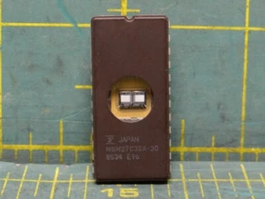 Fujitsu Eprom Programmable Memory MBM27C32A-30 4KB 32Kbit 21V DIP-24 - Picture 1 of 2