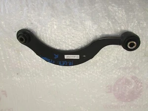 Lexus CT200H 2011-2017 brazo de control superior del pasajero trasero derecho 48770-12010 fabricante de equipos originales - Imagen 1 de 8