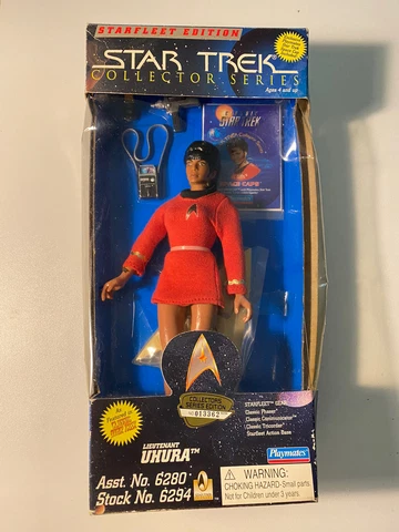 Star Trek Classic Collector Series 9” LT. UHURA Action Figure Playmates RARE NIB Cover