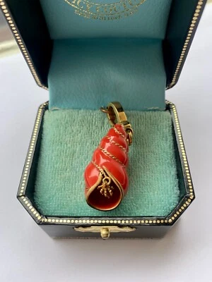 NOVO COM ETIQUETAS 2006 Juicy Couture CONCH CORAL SHELL CHARME YJRU0788 Raro! - Imagem 1 de 4