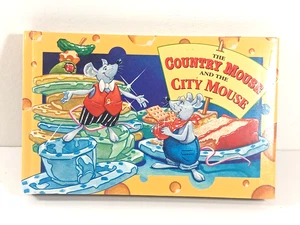 The Country Mouse and the City Mouse - Board book By Robyn Bryant - Imagen 1 de 6