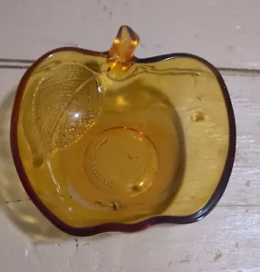 Vintage Amber Glass Apple Bowl Made In Indonesia 4.5" Textured Leaf Dish - Picture 1 of 7