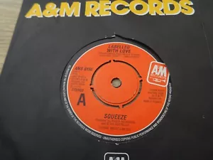 Squeeze - Labelled With Love 7" single. VG+ - Picture 1 of 1