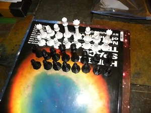 TRADITIONAL STAUNON BLACK AND WHITE CHESS SET-FOR 1 1/2"-2" SQUARES BOARD - Picture 1 of 6