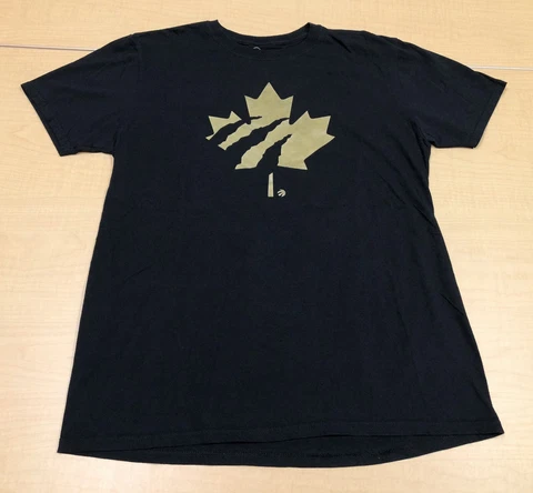 Toronto Raptors Clawed Maple Leaf Logo Quality Soft Black / Gold T-Shirt Tee L Cover