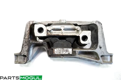 2014-2018 MERCEDES BENZ CLA250 W117 2.0L ENGINE MOTOR RIGHT SUPPORT BRACKET OEM - Image 1 of 4