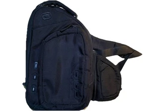 Ogio Newt II Mono Pack Rucksack schwarz für 15" Laptop gepolstert iPhone Tasche - Bild 1 von 12
