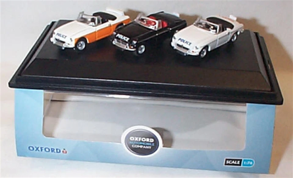Oxford 76SET11, 3 piece Set, Lancashire Police, MGB Roadster Cars, 1:76 scale - Image 1 of 1