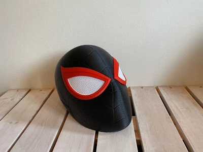 Casco Spider-Man Miles Morales Impreso en 3D Juegos con disfraces (Across the Spiderverse) Foto 1 de 4