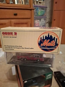 Code 3 Collectables NY Mets Fire Department - Picture 1 of 6