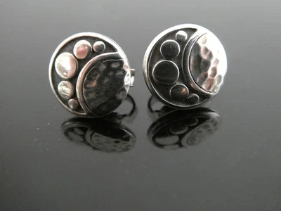 Aretes martillados de plata de ley 925 con fase lunar John Hardy Dot Foto 1 de 4