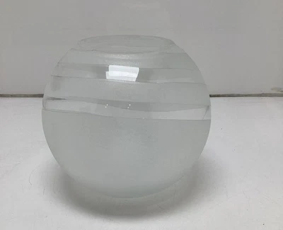 Jarrón de vidrio pintado a mano Pier 1 imports Foto 1 de 4