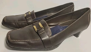 Mocassini scarpe antinfortunistiche Kohls nuovi senza etichette A2 By Aerosoles taglia 8,5 M pelle marrone 2 chiusure - Foto 1 di 11