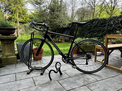 Wendiges Cannondale Rennrad 28 Zoll Schwarz|Violet - Bild 1 von 4