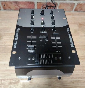 Numark DM950 DJ mezclador phono preamplificador con adaptador de corriente - Imagen 1 de 10