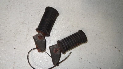 Kawasaki LTD440 LTD 1980 KZ 440 K259 estriberas traseras Foto 1 de 2