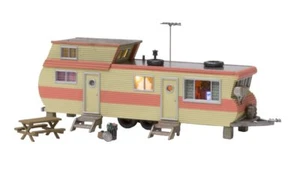 SUPER HO-SCALE DOUBLE DECKER' TRAILER BUILT & READY SCENE BY WOODLAND SCENICS! - Picture 1 of 6