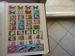 CAMBODGE - 37 timbres obl (H1) - Foto 1 di 1