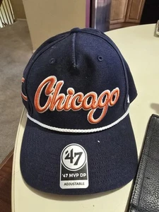 Cappello regolabile Chicago Bears NFL '47 Navy Script Hitch Rope Snapback nuovo - Foto 1 di 2