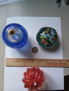 3 Colorful Art Glass Paperweights,Red Ribbed, Multi Color Oval,Blue Egg Shape - Picture 1 of 12