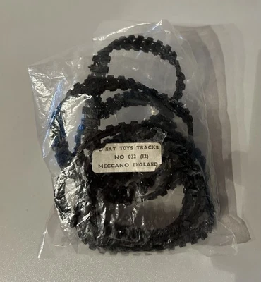 X7 Dinky Toys Tank Tracks No32 Meccano England  - Image 1 of 4