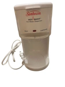 Dispensador de agua Sunbeam Hot Shot modelo 3211 16 oz capacidad calienta en 90 segundos - Imagen 1 de 1