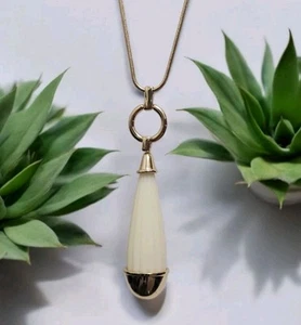 NWT Trina Turk Carved Cream Lucite Teardrop Pendant Necklace 35" Gold Plated - Picture 1 of 15