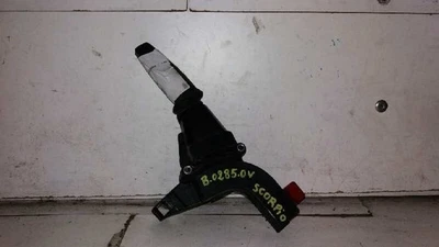 6696523 COMMANDE DE CLIGNOTANTS / 1983283 POUR FORD SCORPIO BERL./TURNIER CLX BE - Photo 1/2