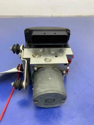 AUDI S8 2013-2014 OEM ABS MÓDULO DE BOMBA DE FRENO ANTIBLOQUEO CON CONTROL DE CRUCERO ADAPTATIVO Foto 1 de 4