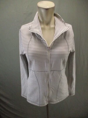 Chaqueta Atlética REEBOK PLAYDRY Talla M Para Mujer Cremallera Completa Cuello Soporte Bolsillo 381 Foto 1 de 4