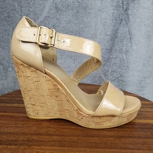 Stuart Weitzman Wedge Sandals Women's 8.5 M Beige Patent Leather Platform Buckle - Picture 1 of 12