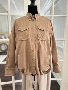 NUEVO CON ETIQUETAS $2475 BRUNELLO CUCINELLI CAMISA MANILI FRONTAL A PRESIÓN CHAQUETA LIGERA Talla M - Imagen 1 de 12