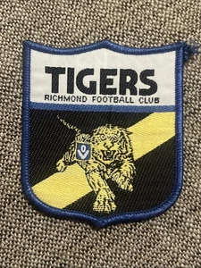 VINTAGE VFL RICHMOND FOOTBALL CLUB TIGERS EMBROIDERED PATCH CLOTH SEW BADGE - Picture 1 of 13