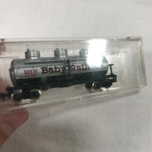 MICRO TRAINS 40' THREE DOME TANK CAR - BABY RUTH #GATX 701 N - Picture 1 of 2