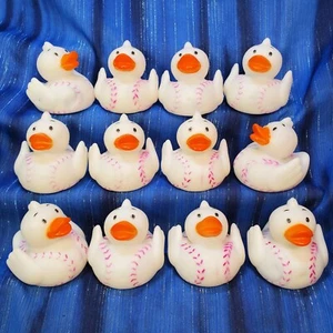 12 patos de goma de béisbol texturizados fiesta de cumpleaños NUEVO - Imagen 1 de 5