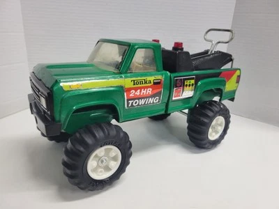 Great Shape! Tonka 24 HR. Towing Tow Truck Metallic Green Steel & Plastic - Image 1 of 4