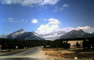Original 1963 Slide, Road from Banff to Jasper, Canada - Picture 1 of 1