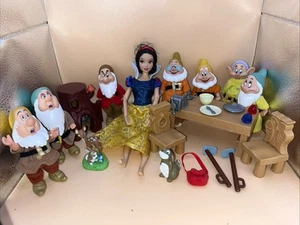 Snow White & The Seven Dwarfs Doll Set Figure Toy Bundle Disney Barbie Style - Picture 1 of 23