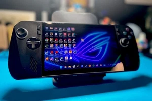 ASUS ROG Ally X Handheld Gaming PC – 2TB M.2 Storage – With Accessories - Bild 1 von 21