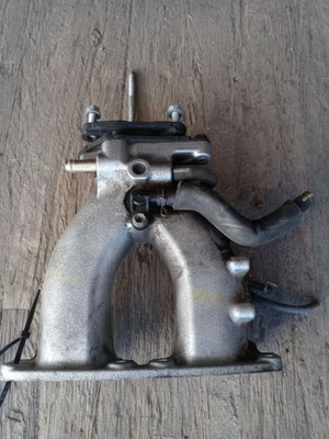 2001 02 03 04 2005 LEXUS GS300 AIR INTAKE THROTTLE BODY INLET CONNECTOR OEM Foto 1 de 4