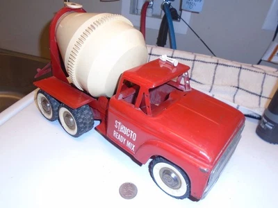 Clean 1960’s- Structo -Ready Mix Concrete Mixer Pressed Steel Truck - Image 1 of 4