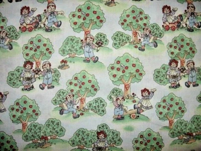 VTG Daisy Kingdom Raggedy Ann &Andy "Scenic Apples Allaer Over" 4 Quilters  BTFQ - Image 1 of 4