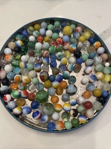 Huge lot of vintage marbles. 150 total - Picture 1 of 6