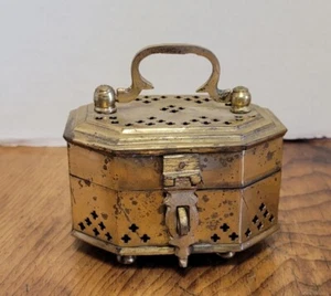Vintage Footed Brass Box With Handle Decorative Tin 4" X 3 1/2" - Picture 1 of 7