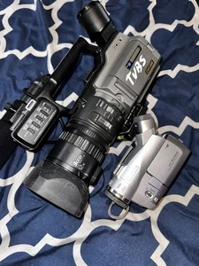 Sony Dsr-Pd 170 and Cannon Elura 85 Camcorder For fixing - Picture 1 of 8