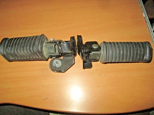 KAWASAKI 1983 - 1984 KZ550F1 / F2  1983  KZ550M 34003-1149 34003-1150 FRONT PEGS - Picture 1 of 20