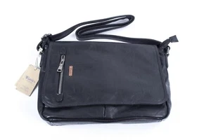 MCLASSICS BORSA IN ECO PELLE NERA UOMO CON TRACOLLA CHIUSURA A ZIP E PATTA  - Foto 1 di 3