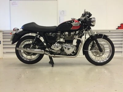Escape Triumph Bonneville/T100 Norman Hyde TOGA CLASSIC CROMO HBS105 - Imagen 1 de 4
